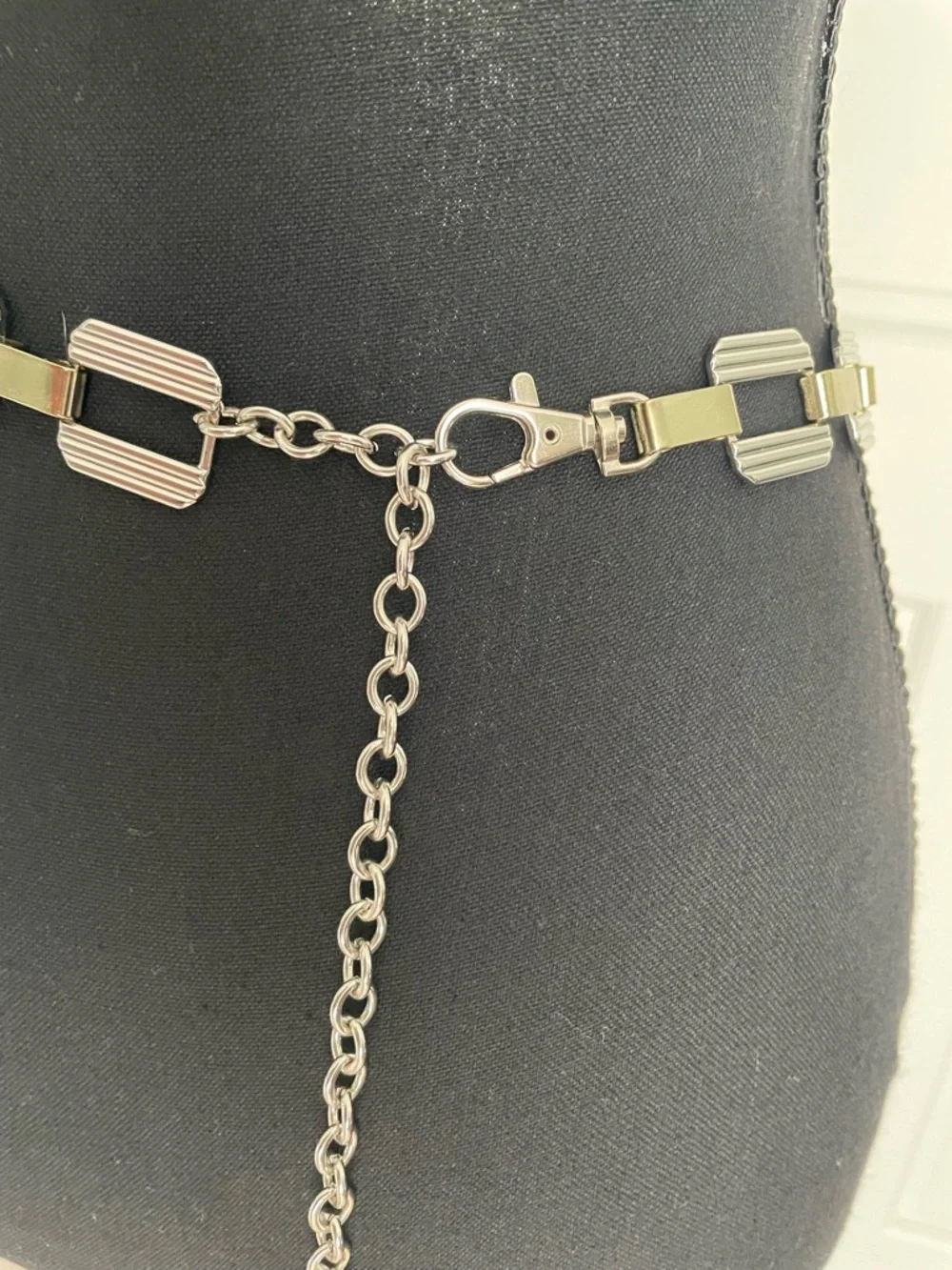 Two-Tone Geometric Chain Link Adjustable Waist Belt - Women Accessories